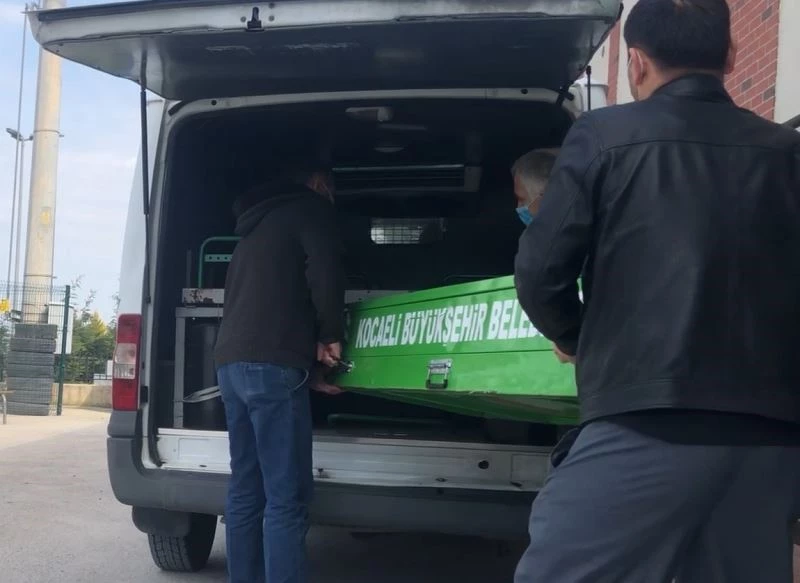 Kayalıklarda cesedi bulunan kadının otopsi işlemleri tamamlandı
