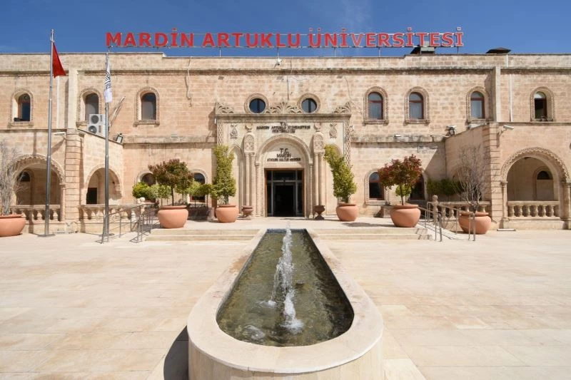 MAÜ, Göç ve Mültecilik kavramlarına araştırma merkezi ile mercek tutuyor
