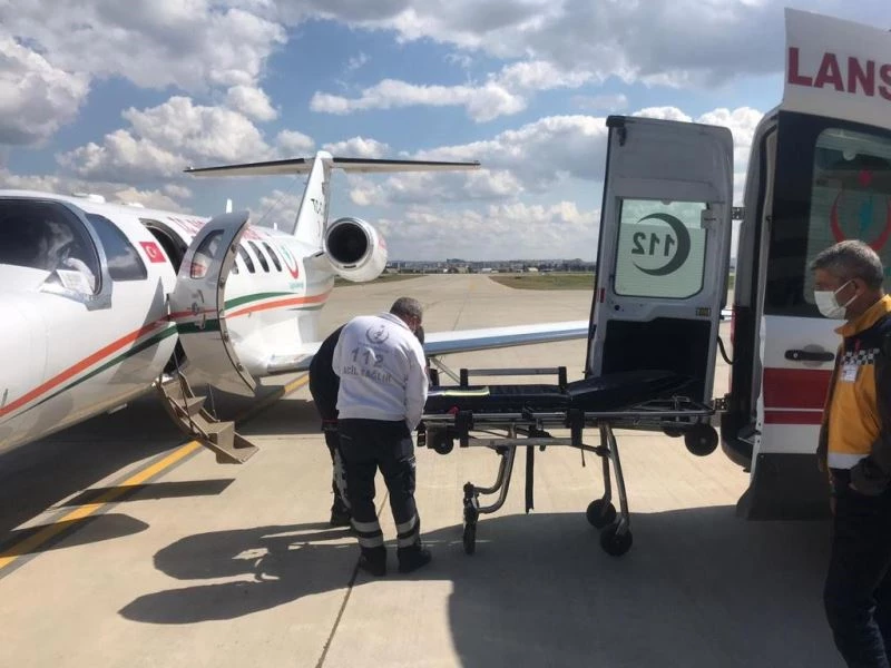 Batman’da uçak ambulans Reyhan bebek için havalandı
