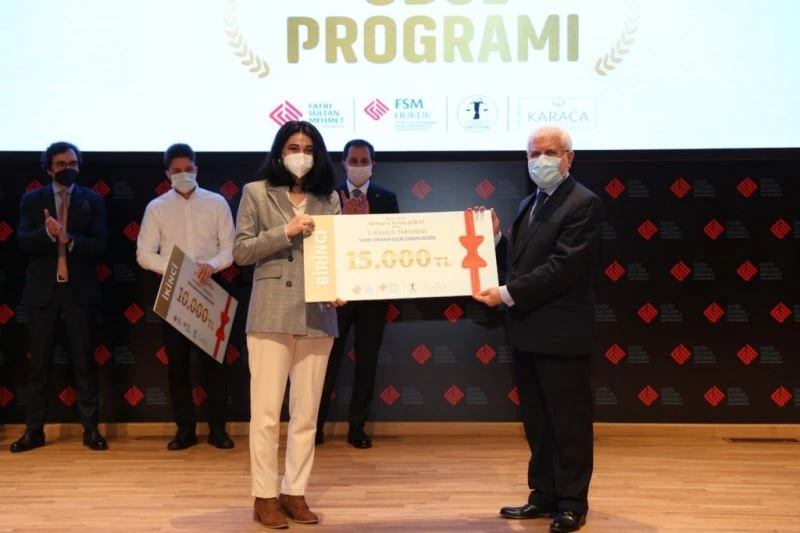 Genç hukukçudan anlamlı birincilik
