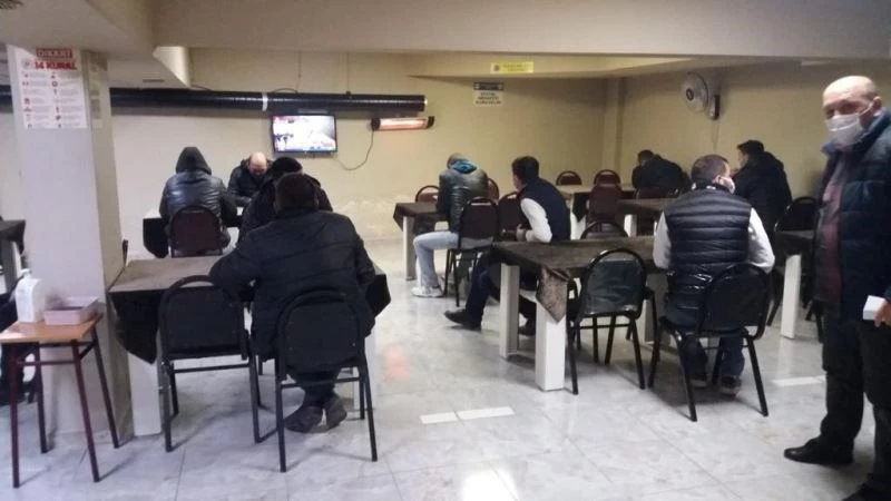 Dernek görünümlü kumarhanelere baskın
