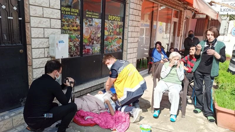 Özürlü iki dayısı ile yatalak anneannesini az daha yakıyordu
