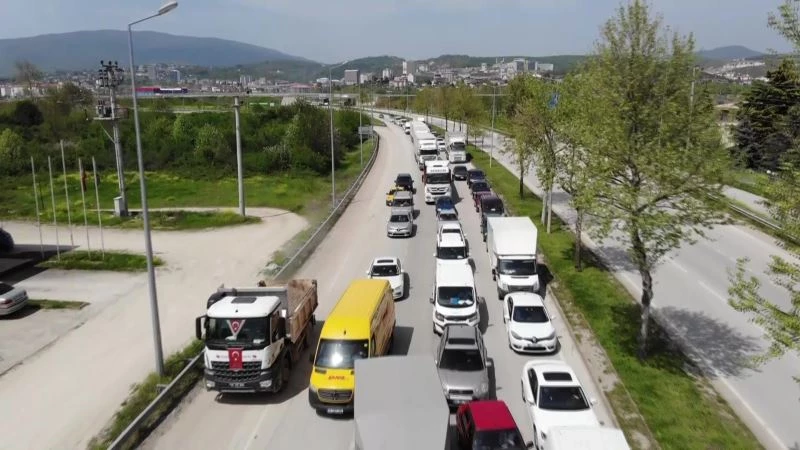 Kısıtlamadan değil, emniyet şeridini ihlalden ceza yediler
