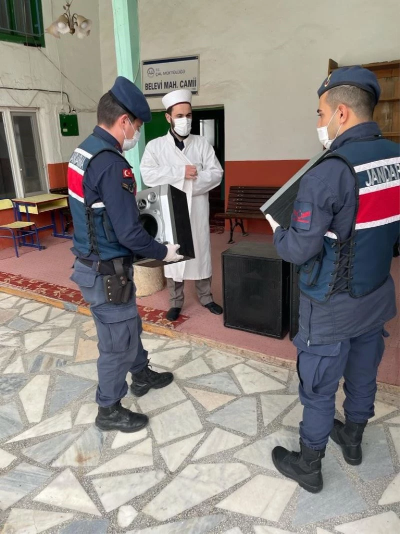 Caminin çalınan vaaz hoparlörlerini Jandarma buldu
