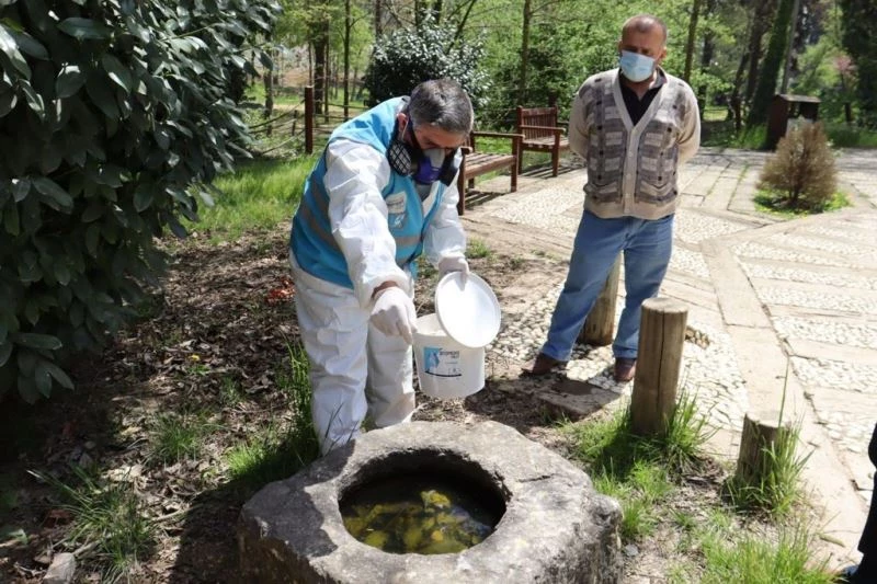 İzmit’te sivrisinekle mücadele sürüyor
