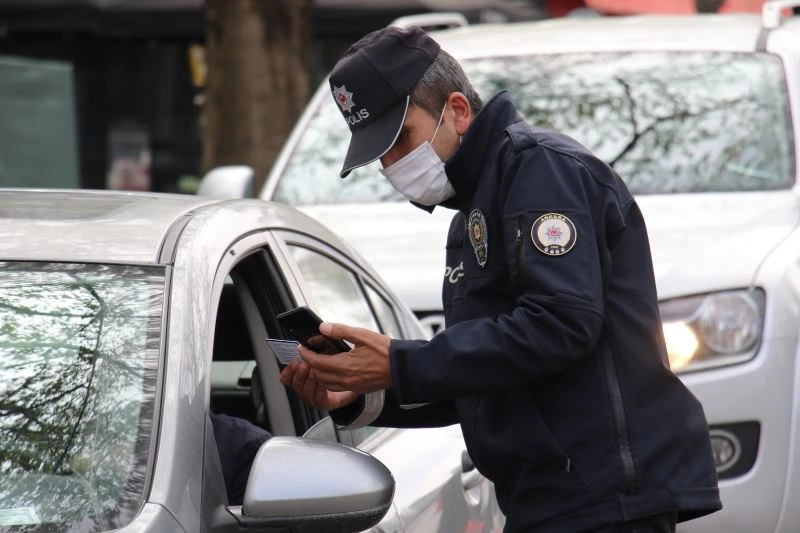 Tam kapanmanın ilk sabahında Başkent’te ‘sessizlik’ hakim
