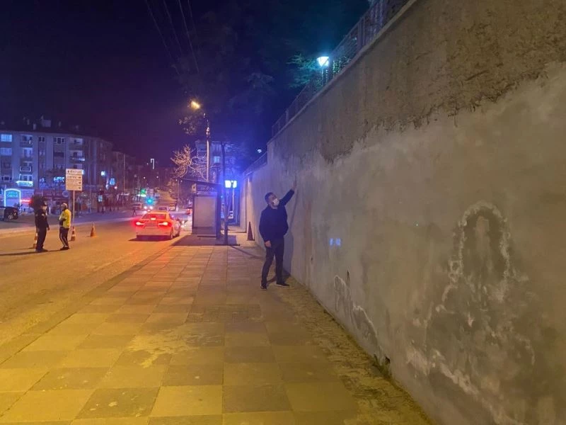 Pursaklar’da gri duvarlar sanata dönüşüyor
