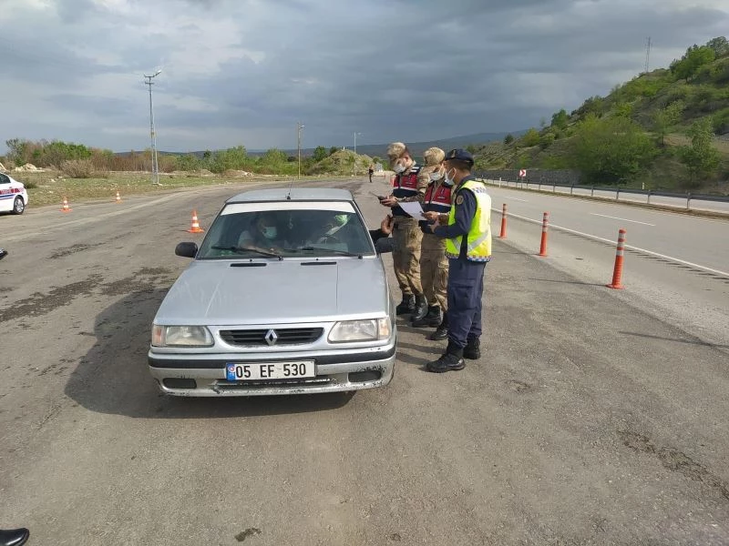 17 günlük kapanma sürecinde Amasya’da kontroller devam ediyor

