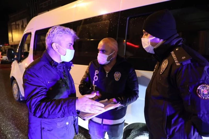 Vali Makas, güvenlik noktalarında denetimde bulundu
