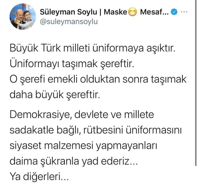 İçişleri Bakanı Soylu’dan bildiri tepkisi: “Demokrasiye, devlete ve millete sadakatle bağlı, rütbesini üniformasını siyaset malzemesi yapmayanları daima şükranla yad ederiz”
