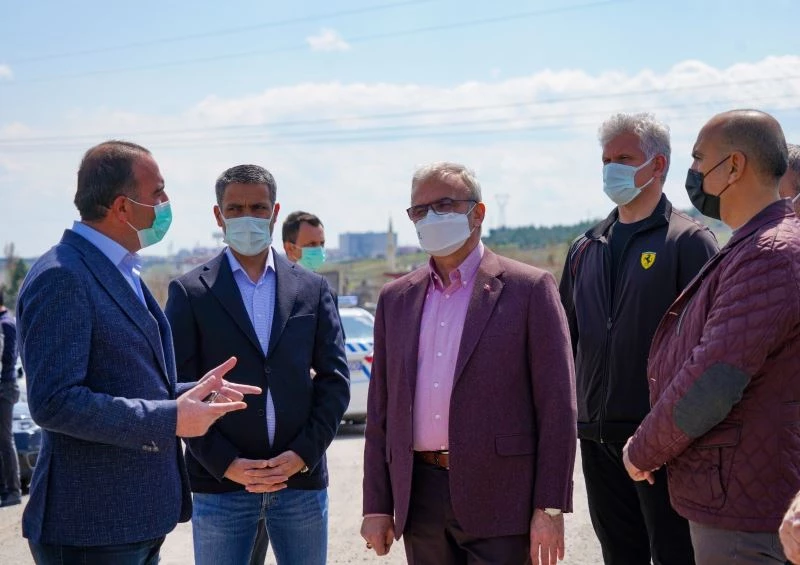 Diyarbakır’da mahalle grup yollarının genişliği 7 metreye çıkarılıyor
