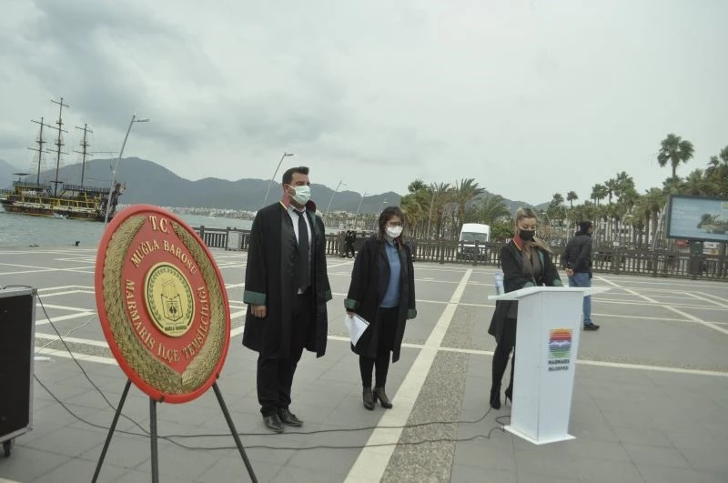 Marmarisli avukatlar günlerini kutladı
