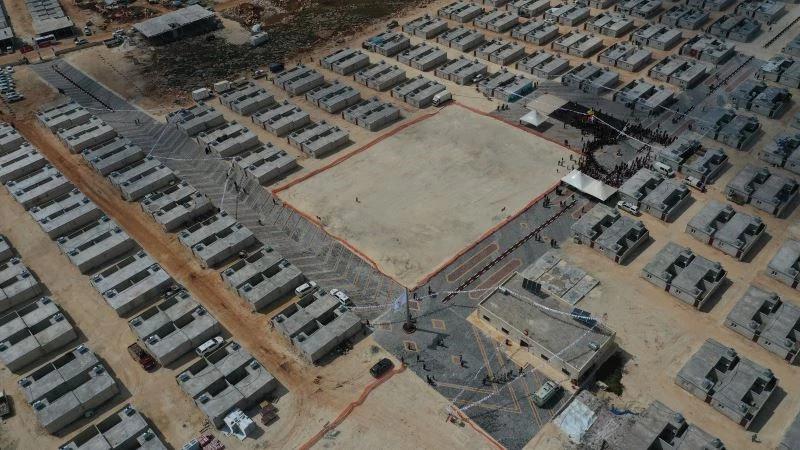 Briket evlerine kavuşan Suriyeli çocuklar, ilk kez parkta oyun oynadı
