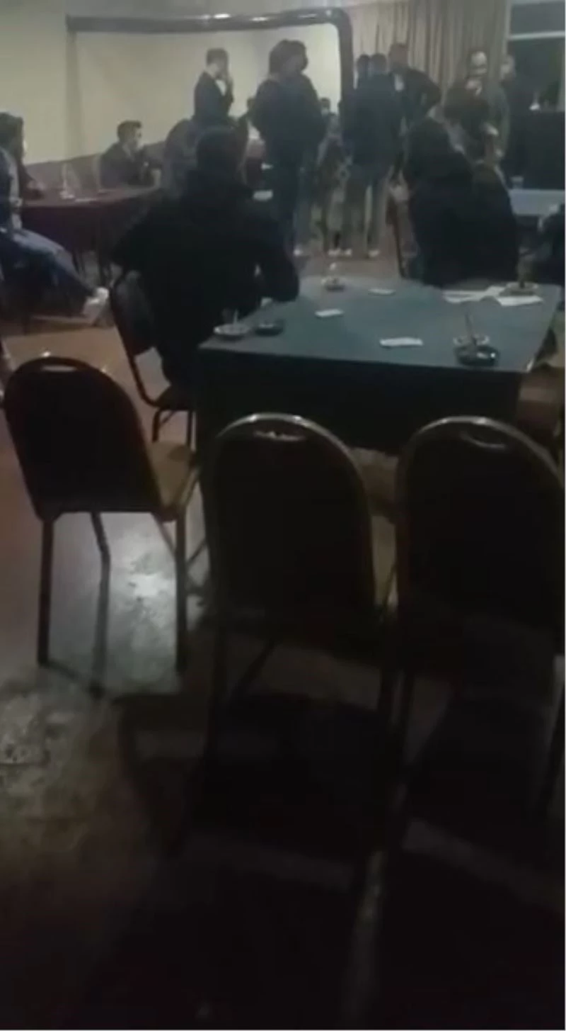 Kısıtlamada spor kulübü lokaline kumar baskını
