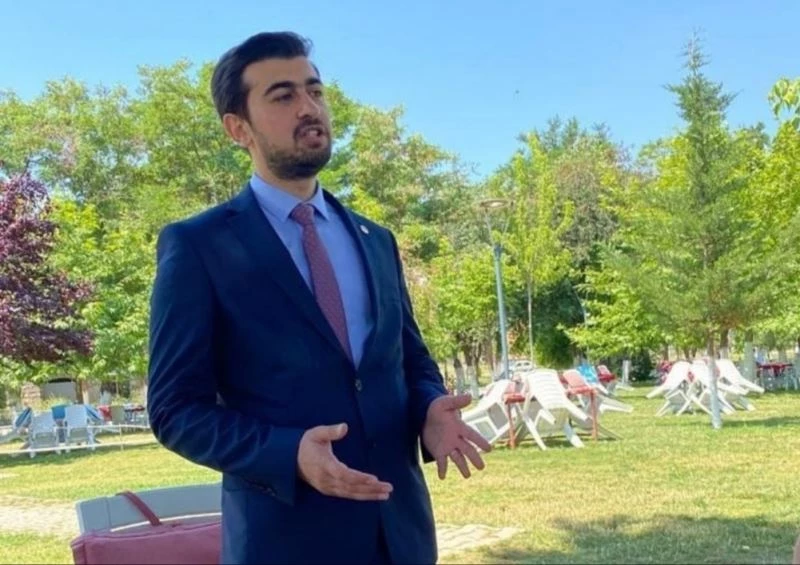 Sivil Toplum Hareketi Derneğinden emekli amirallerin yayınladığı bildiriye tepki
