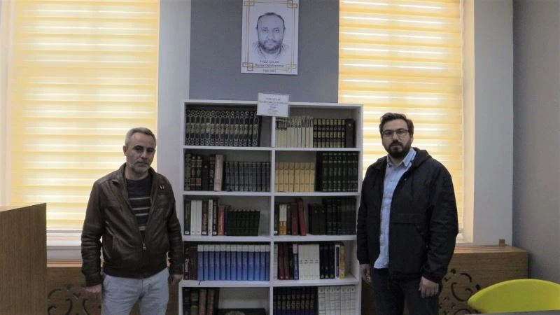 Fazlı öğretmenin adı kütüphanede yaşatılıyor
