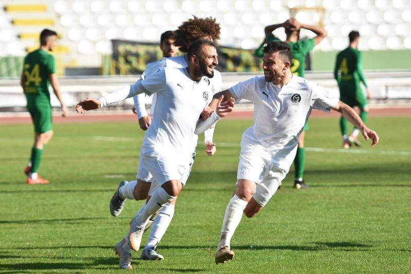 Manisa FK şampiyonluk için son virajlarda
