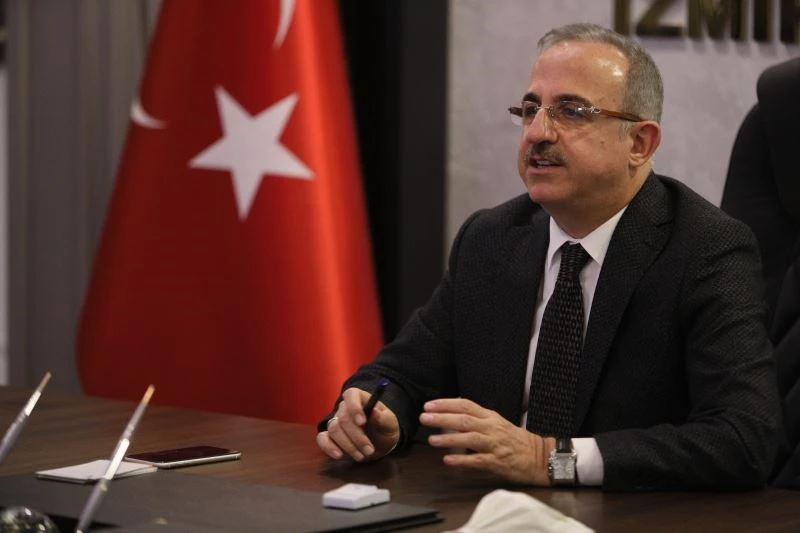 AK Parti İzmir İl Başkanı Sürekli’den Aslı Özkısırlar’ın ailesine taziye ziyareti
