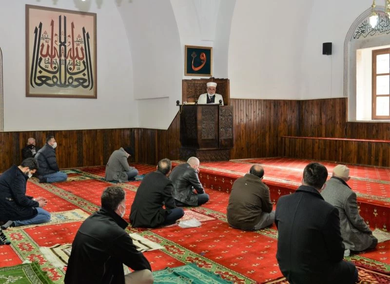 Müftü Mehmet Nuri Efendi şehit edilişinin yıldönümünde dualarla anıldı
