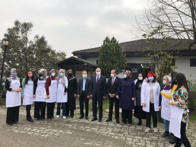 Başkan Özlü BELMEK’i ziyaret etti
