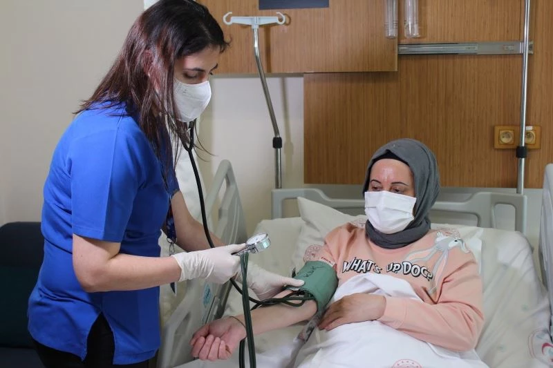 (Özel) Haseki’deki rahim kanseri ameliyatı Türkiye’de ilk, dünyada ikinci
