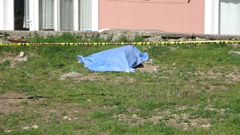 Polisten kaçamayacağını anlayınca kendini vurdu
