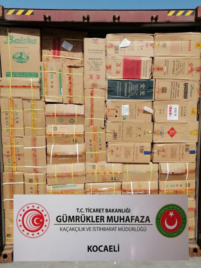 Kocaeli’de limanda 15 milyon liralık kaçak eşya ele geçirildi

