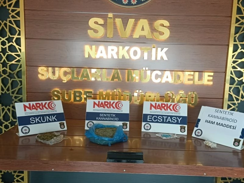 Uyuşturucu kullanıp direksiyona geçmesi pahalıya patladı
