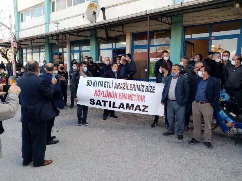 Başkan Gedüz meclis üyelerini salondan attı
