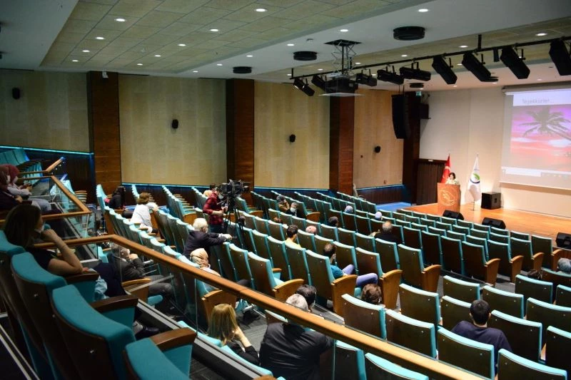 Otizmde erken tanı önemli
