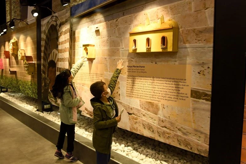 Selçuklu ve Osmanlı Mimari örnekleriyle Kuş Evleri Sergisi açıldı
