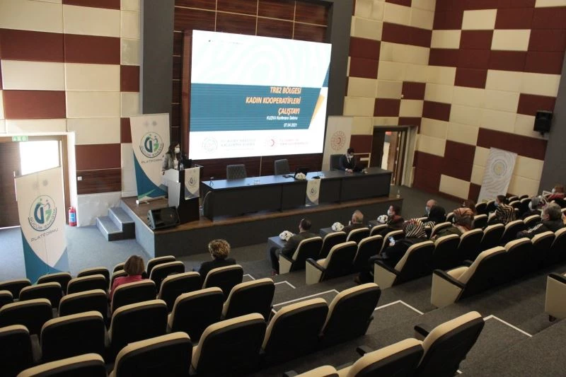 Kadın kooperatiflerinin sorunları çalıştaya taşındı
