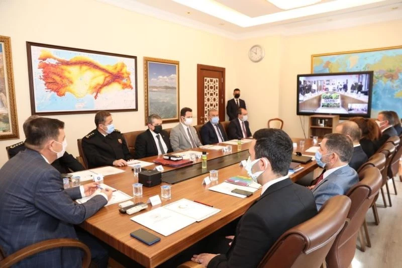 Vali Arslantaş, “Kadına şiddeti önleyici ve koruyucu tedbir çalışmaları en hassas şekilde uygulanmaya devam etmeli”
