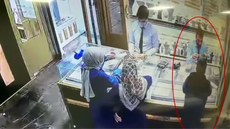 Kuyumcuya ikinci kez sahte altın bozdurmaya gelen şüpheli yakayı ele verdi
