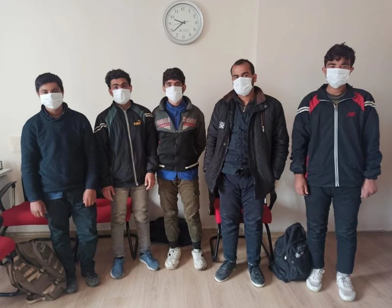 Afgan uyruklu mültecilerin umuda yolculuğu Osmaniye’de son buldu