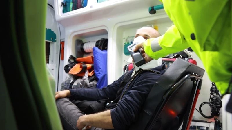 Kısıtlamanın bitimine dakikalar kala “dur” ihtarına uymayan sürücü dereye uçtu
