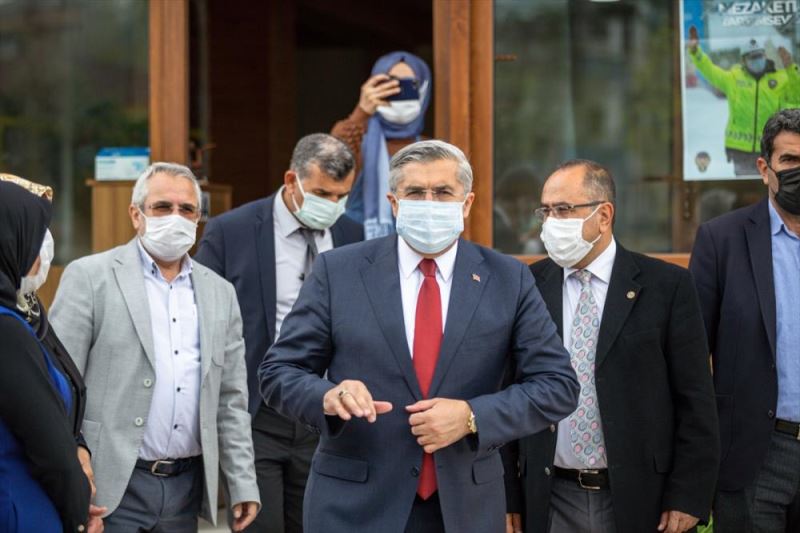 AK Parti Hatay Milletvekili Hüseyin Yayman, volkanik Haydarlar Gölü