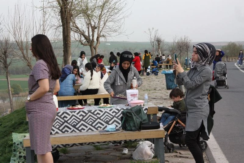 Vakaların arttığı Diyarbakır’da kurallar hiçe sayıldı
