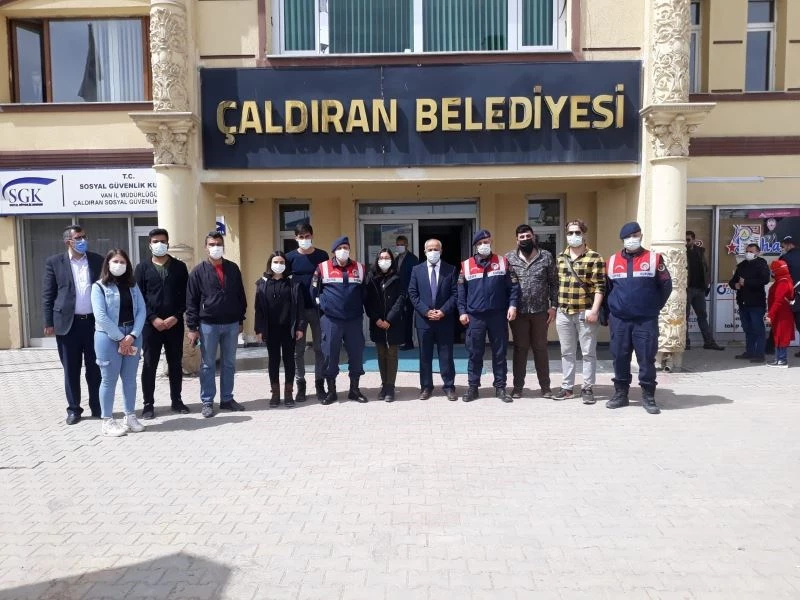 Hayvan severlerden kaymakam ve başkana ziyaret
