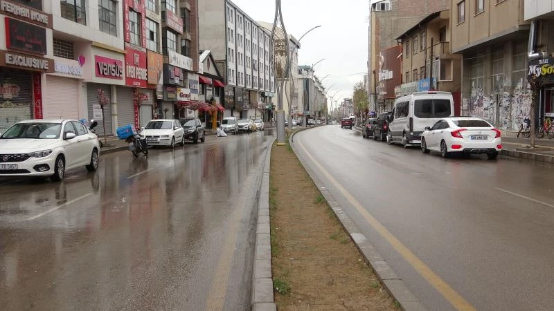 Van’da tam kapanmanın ikinci gününde sessizlik hakim
