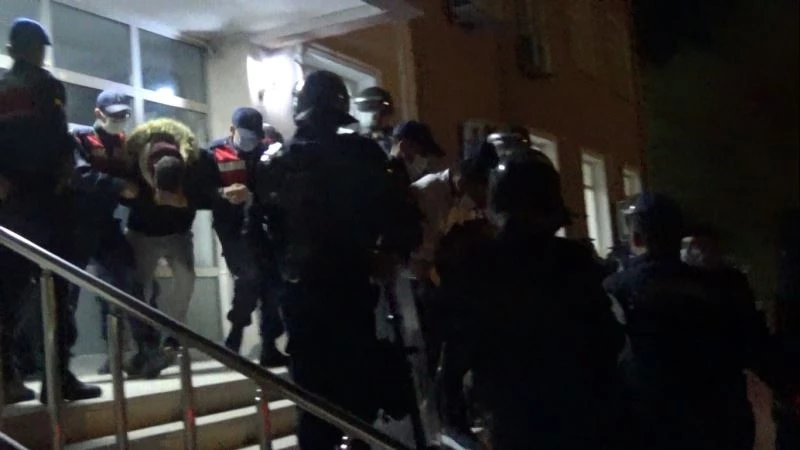 Uzman çavuşu darp ve gasp iddiasına 9 tutuklama
