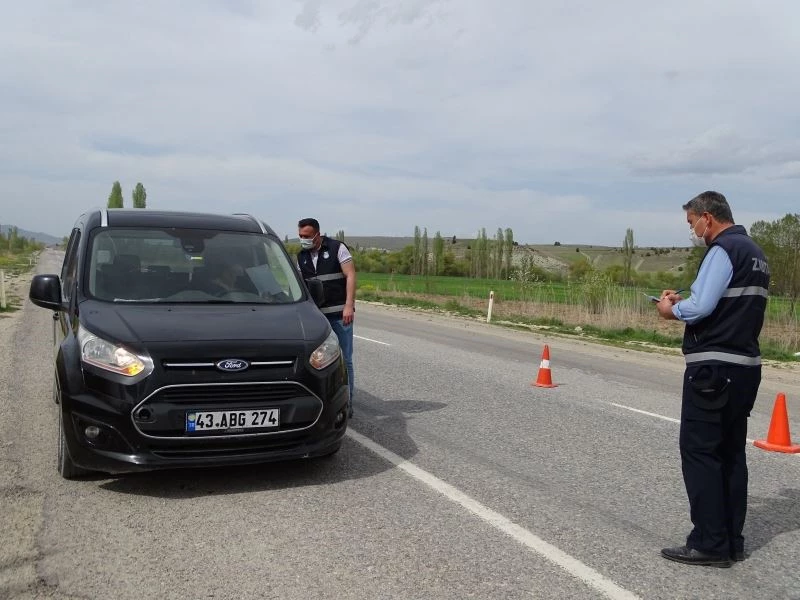Hisarcık’ta kısıtlamaya zabıta desteği
