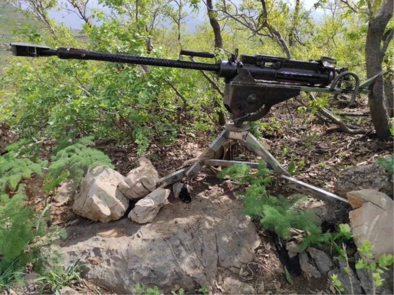 Pençe-Yıldırım bölgesinde 2 adet doçka uçaksavar ve mühimmatı ele geçirildi
