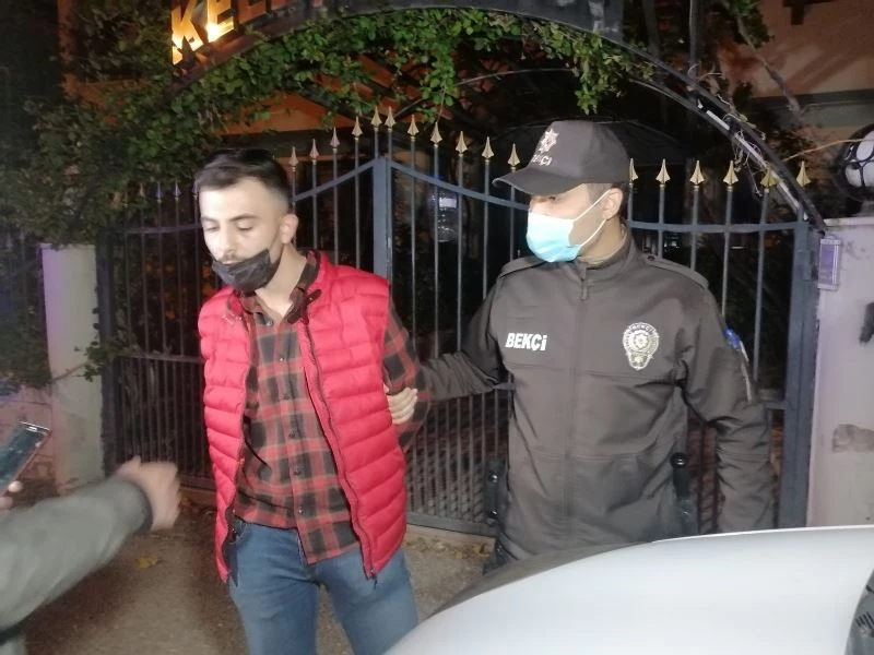 Kısıtlamada eroinle yakalandı, gazetecileri yalan haberle suçladı
