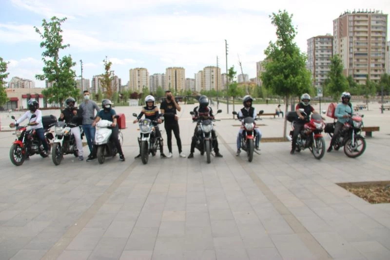 Motorlu kuryeler düzenleme istiyor, hız baskısı ölüme neden oluyor
