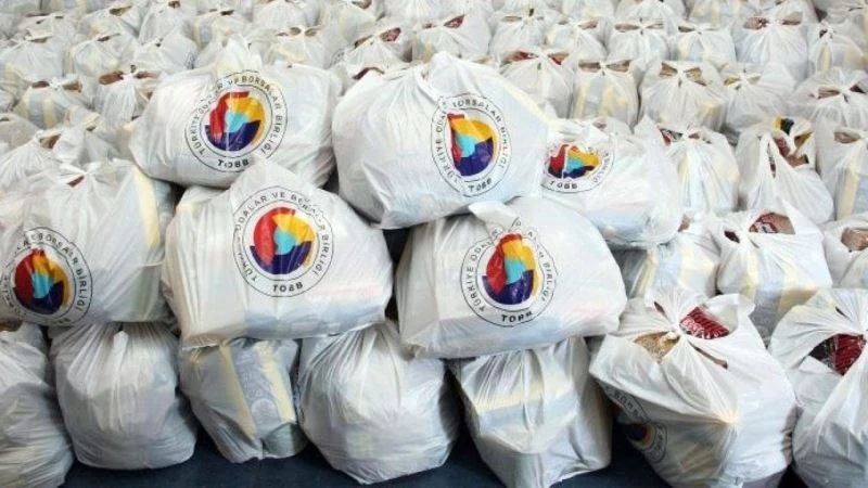 Pandemide işyerleri kapanan esnafa gıda yardımı
