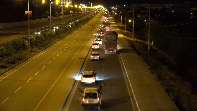 Diyarbakır’da yüzlerce araç konvoyu İsrail zulmünü protesto etti
