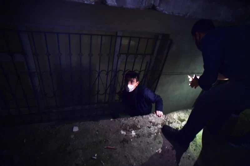 (ÖZEL) Üstü pastane altı kumarhane
