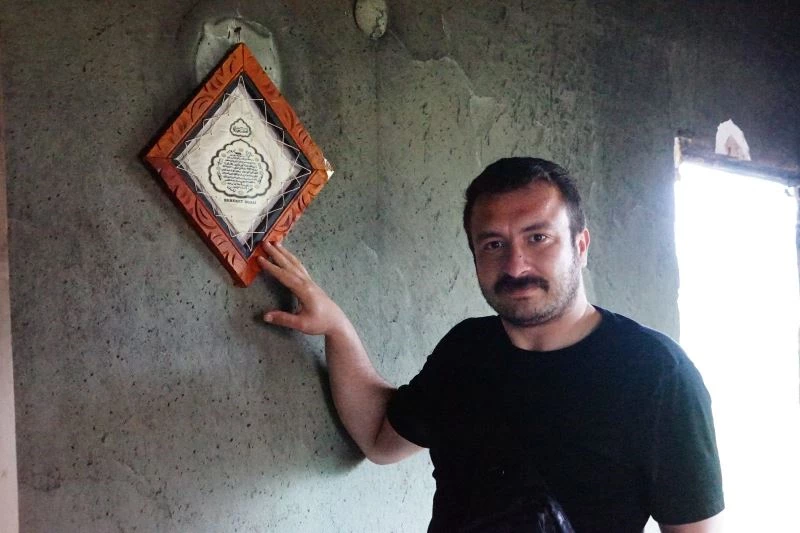 6 ev yandı ama duvarda asılı duran ‘Bereket’ duası yanmadı
