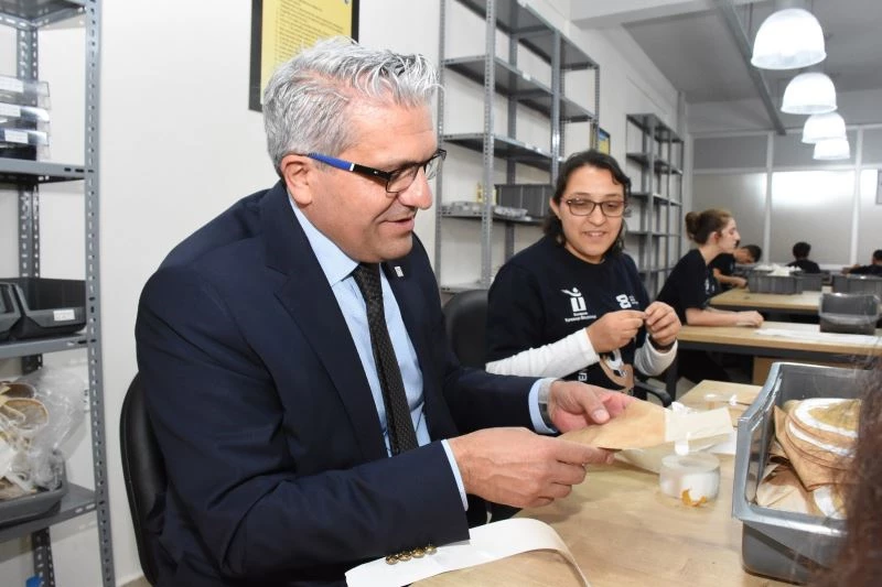 Başkan Küpeli: “Engelleri birlikte aşıyoruz”
